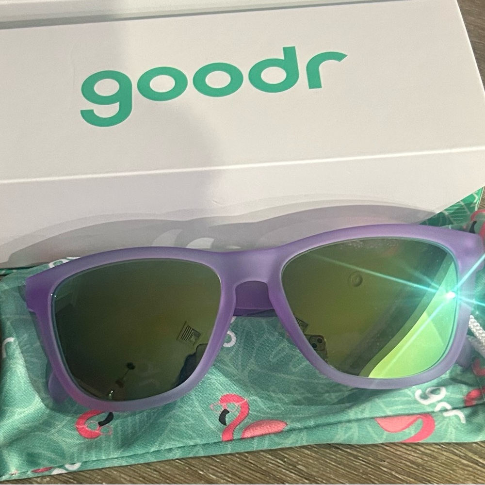 Goodr  LILAC IT LIKE THAT!!! Sunglasses – Polarized Lenses-NIB